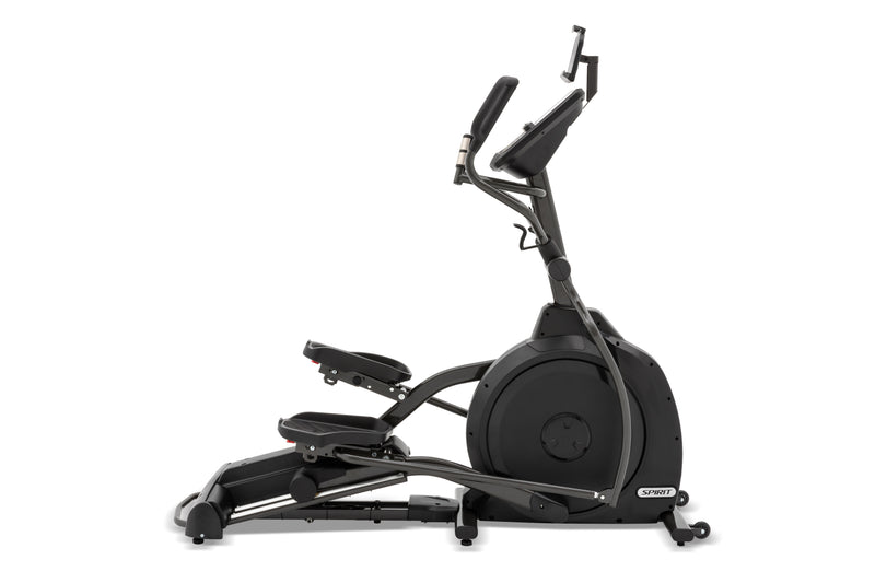 Spirit XE 395 ENT Elliptical Trainer. A side view of the whole machine.