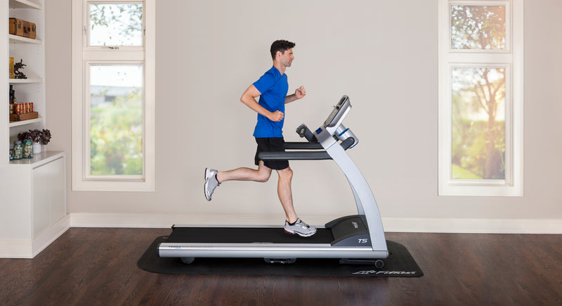 Image of a male running on the Life Fitness T5 non folding treadmill.  Fitness Options. Nottingham's leading fitness & gym equipment supplier.